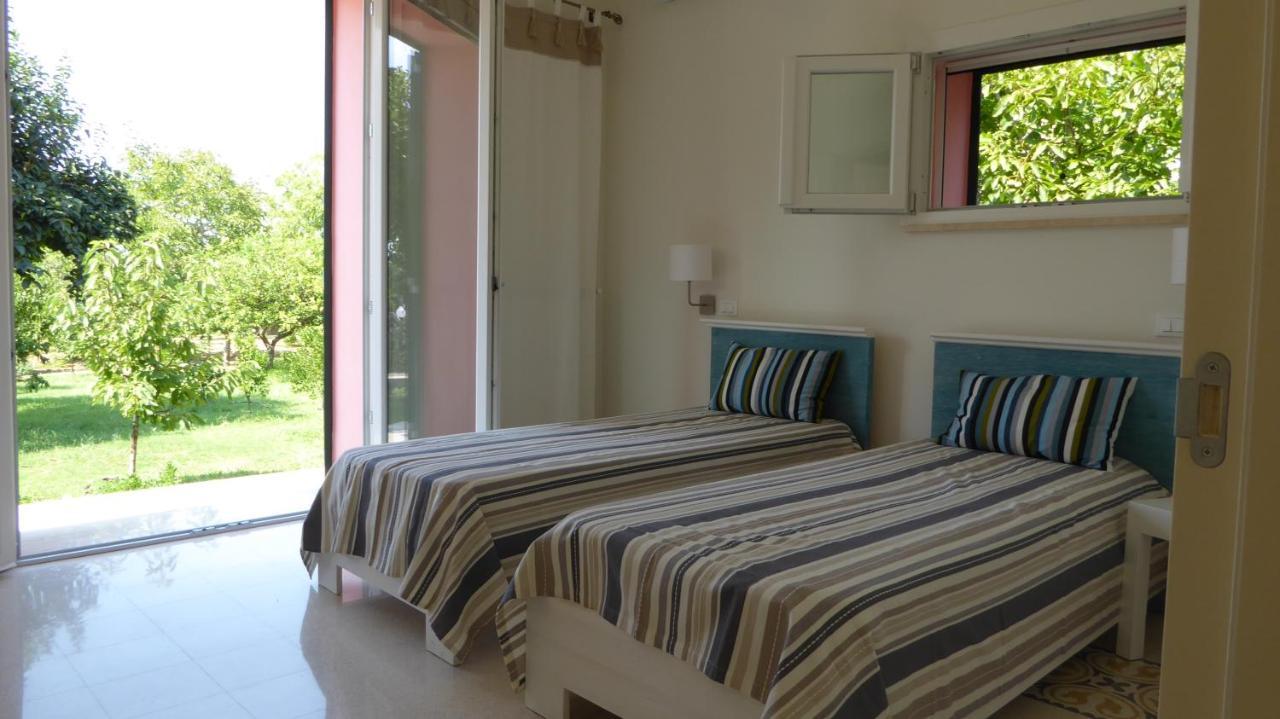 Villa Sirgole Rosa With Pool, Galatina Cutrofiano Exteriör bild